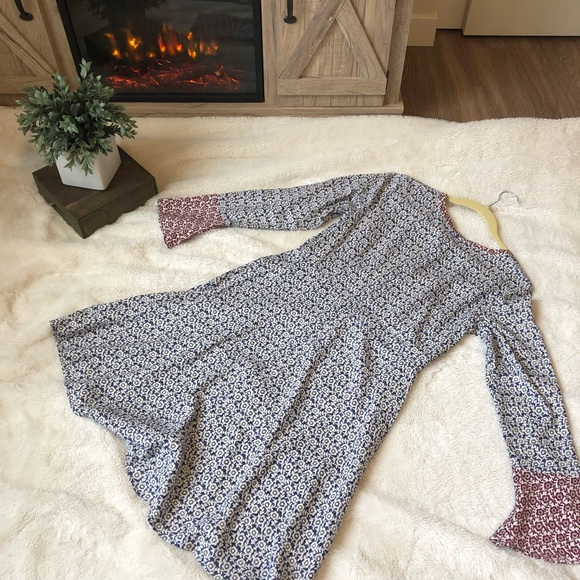 Size 4 Dress from LOFT - Picture 1 of 2